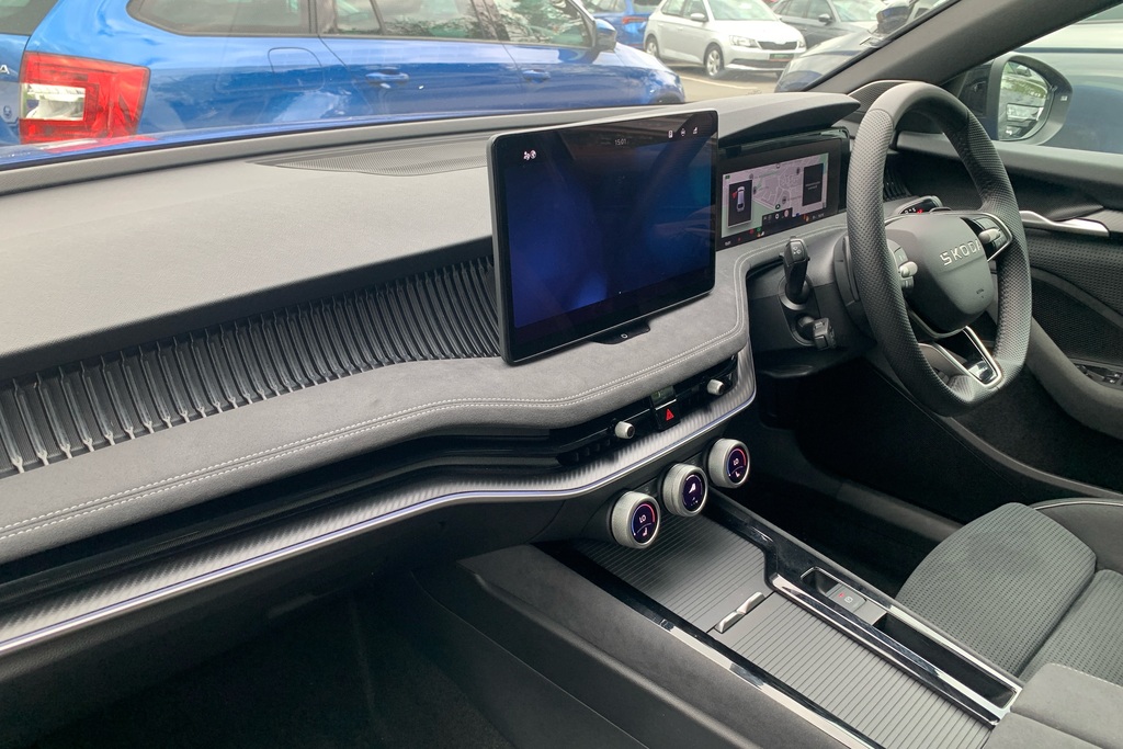 Skoda Superb 2.0 Tsi 204 Sportline Dsg Blue #2