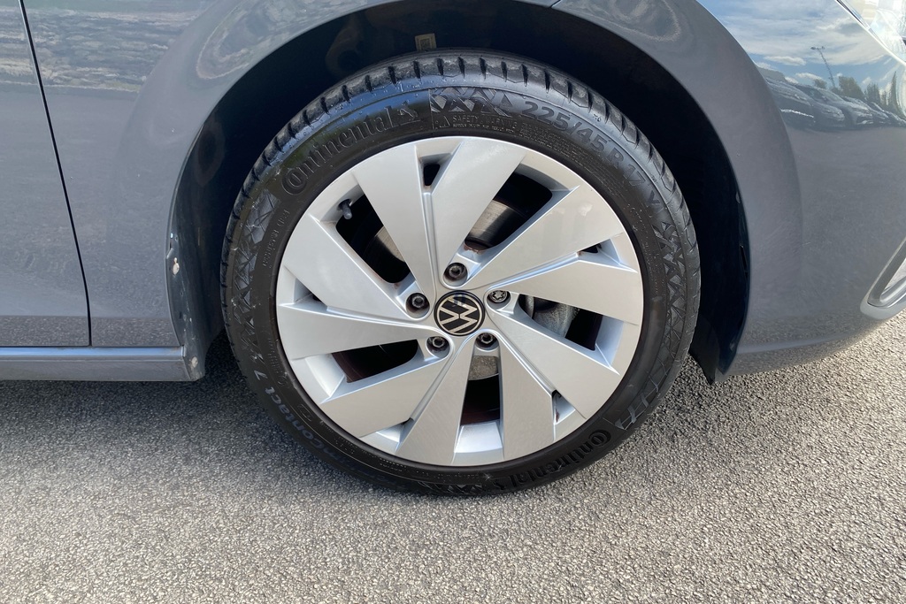 Volkswagen Golf 1.5 Tsi 150 Style BD20VHX Grey #5