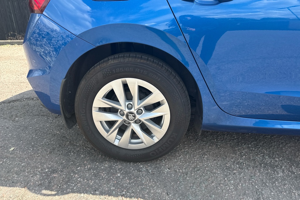 Skoda Fabia 1.0 Tsi Se Edition BW75YZZ Blue #5