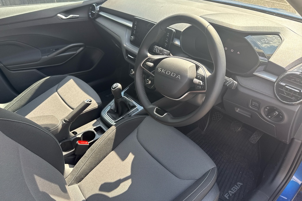 Skoda Fabia 1.0 Tsi Se Edition BW75YZZ Blue #6