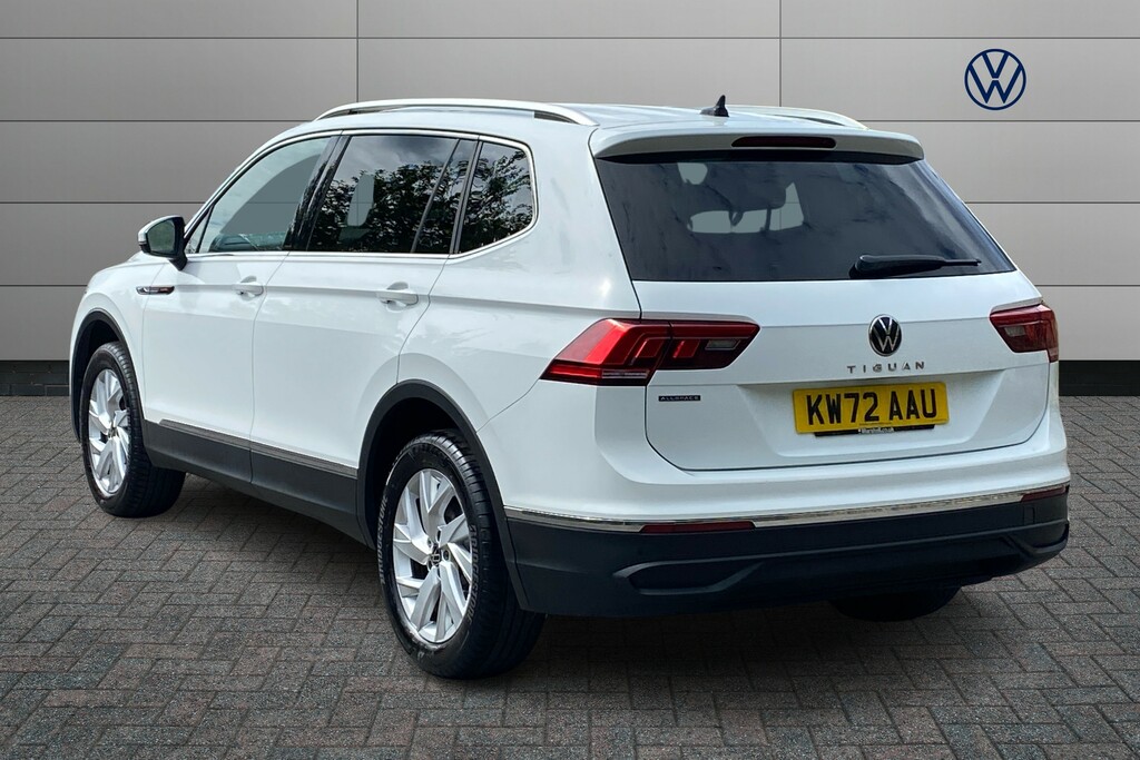 Volkswagen Tiguan Allspace 1.5 Tsi Life Dsg KW72AAU White #3