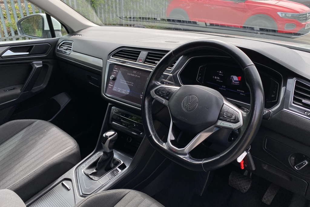 Volkswagen Tiguan Allspace 1.5 Tsi Life Dsg KW72AAU White #6