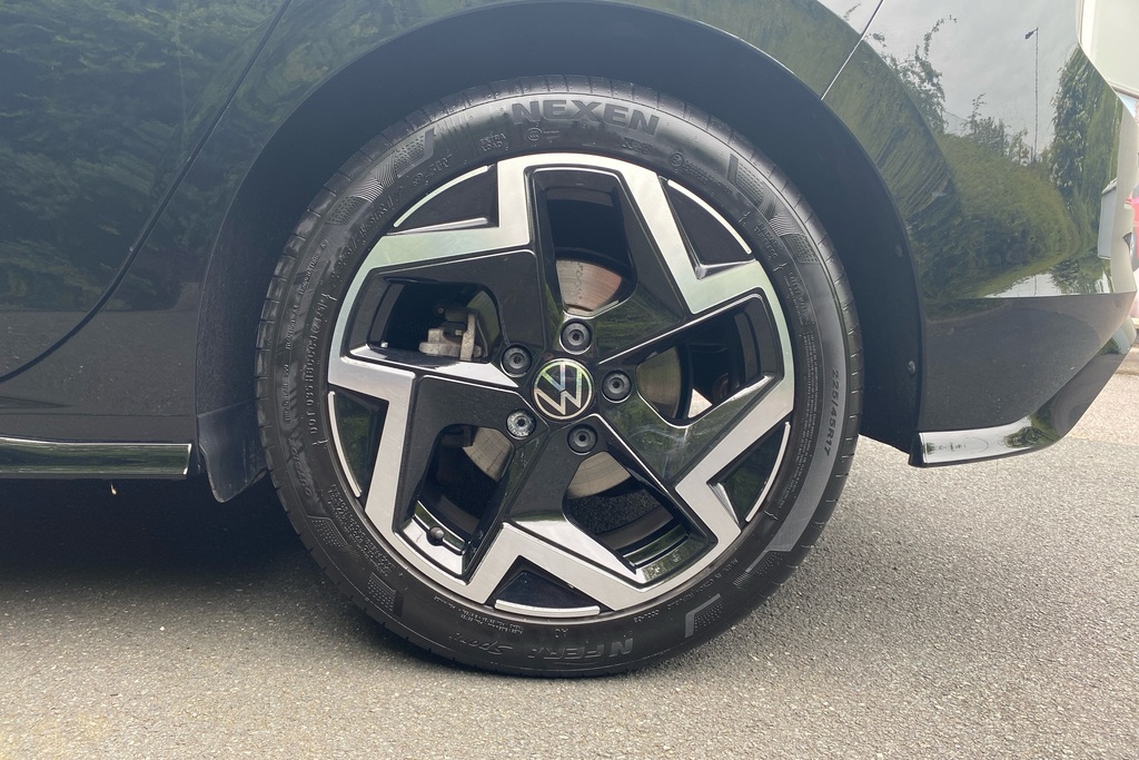 Volkswagen Golf 1.5 Etsi 150 R-line Dsg NL75VDT Black #5