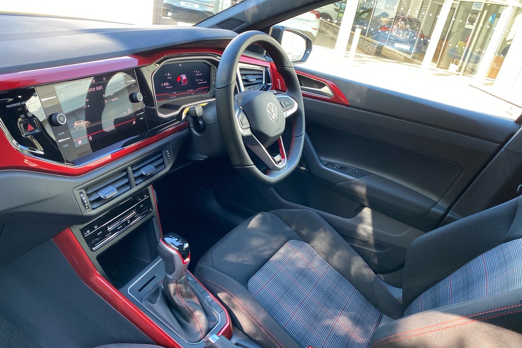 Volkswagen Polo 2.0 Tsi Gti Dsg KY26TZM Black #2