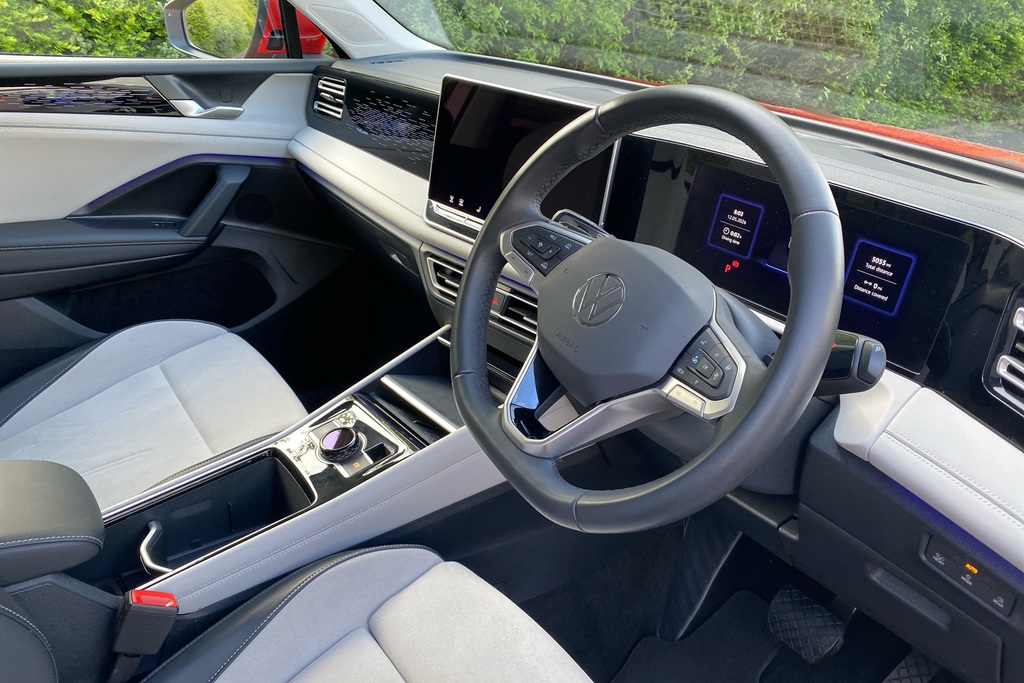 Volkswagen Tiguan 1.5 Etsi 150 Elegance Dsg YK24PLD Red #6