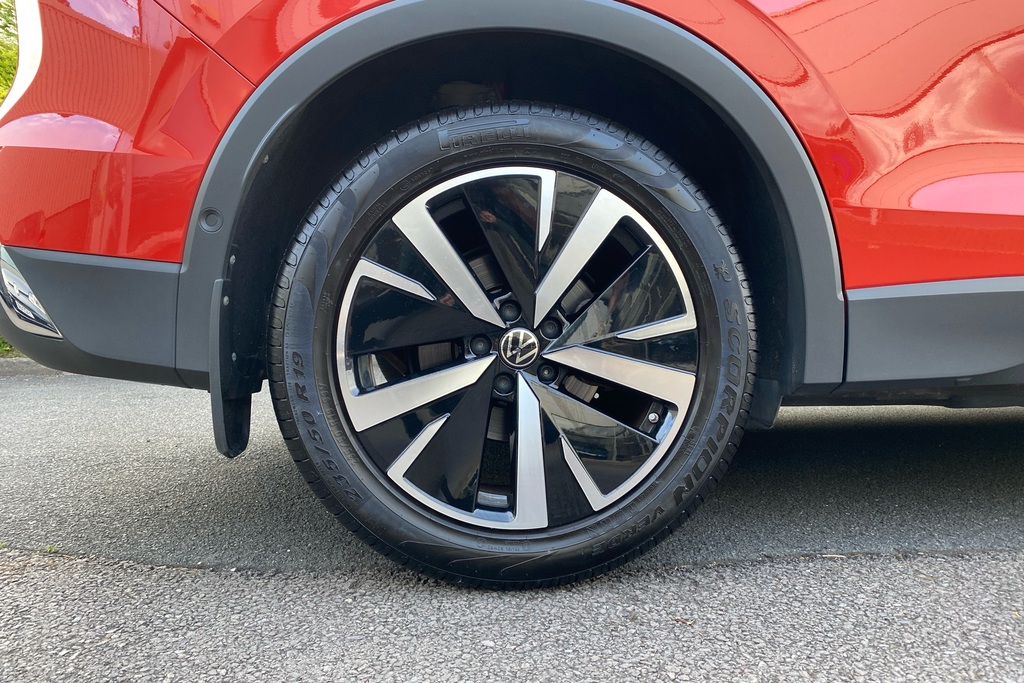 Volkswagen Tiguan 1.5 Etsi 150 Elegance Dsg YK24PLD Red #5