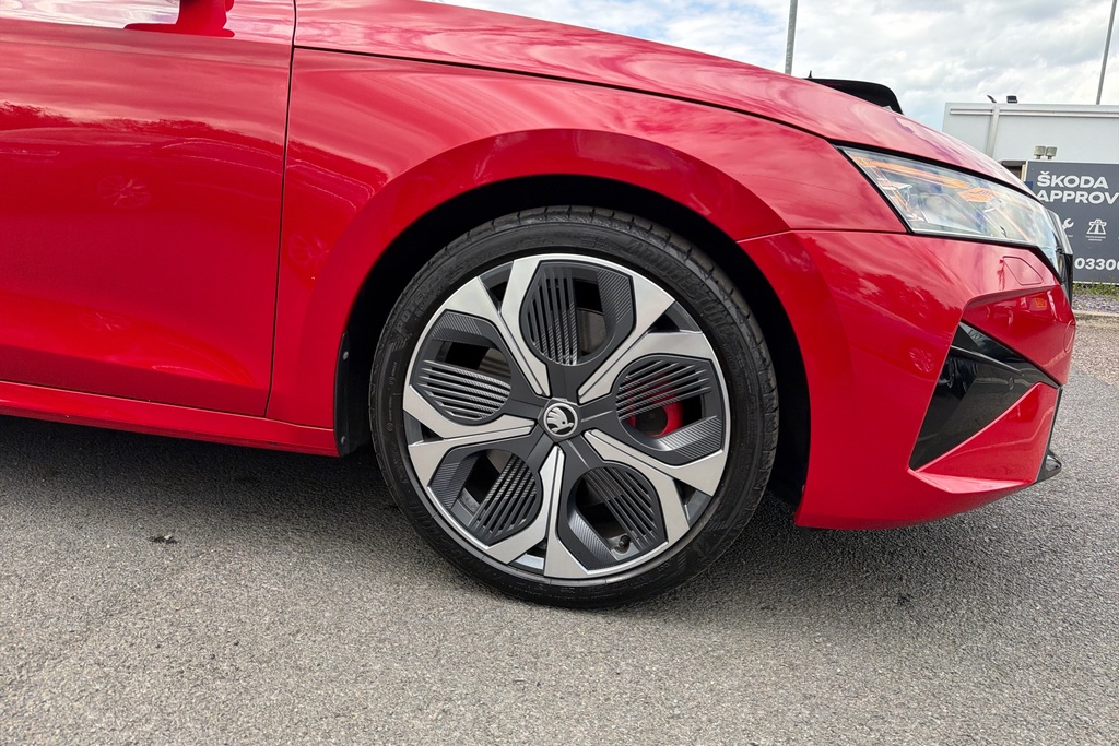 Skoda Octavia 2.0 Tsi Vrs Dsg Red #5