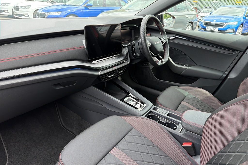 Skoda Octavia 2.0 Tsi Vrs Dsg Red #2