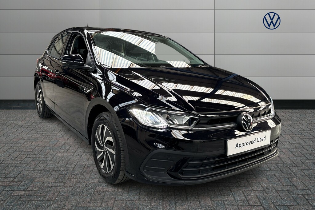 Volkswagen Polo 1.0 Tsi Life Dsg Black