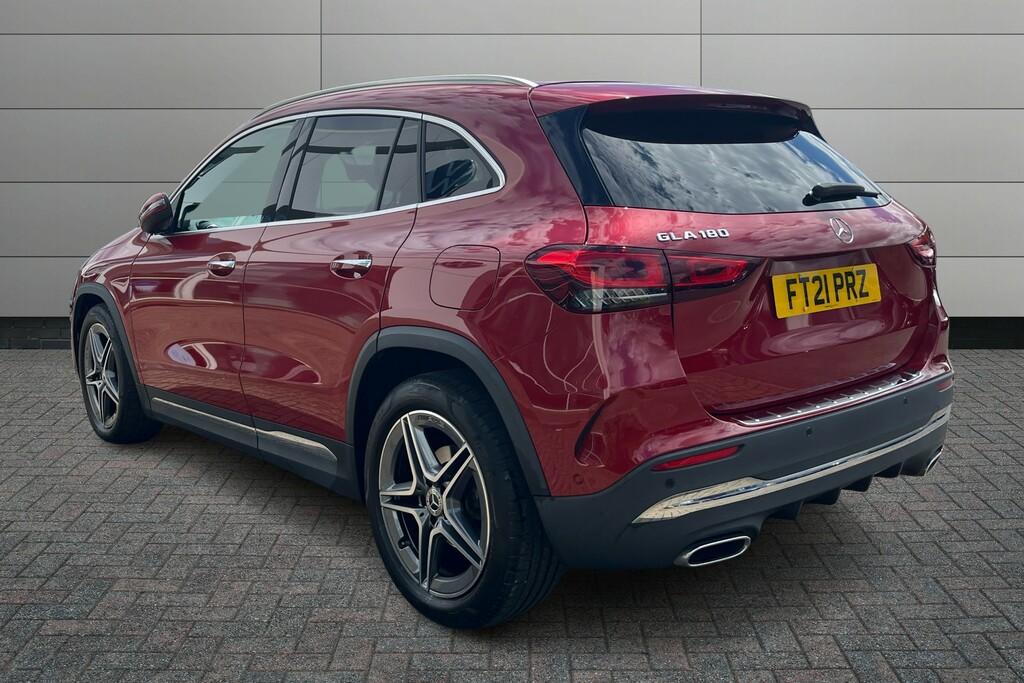 Mercedes-Benz GLA Class Gla 180 Amg Line Premium Plus FT21PRZ Red #3