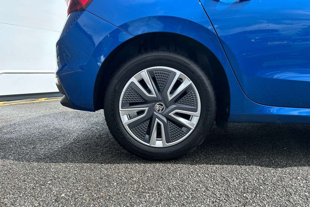 Skoda Fabia 1.0 Tsi Se Comfort DA23WPK Blue #5