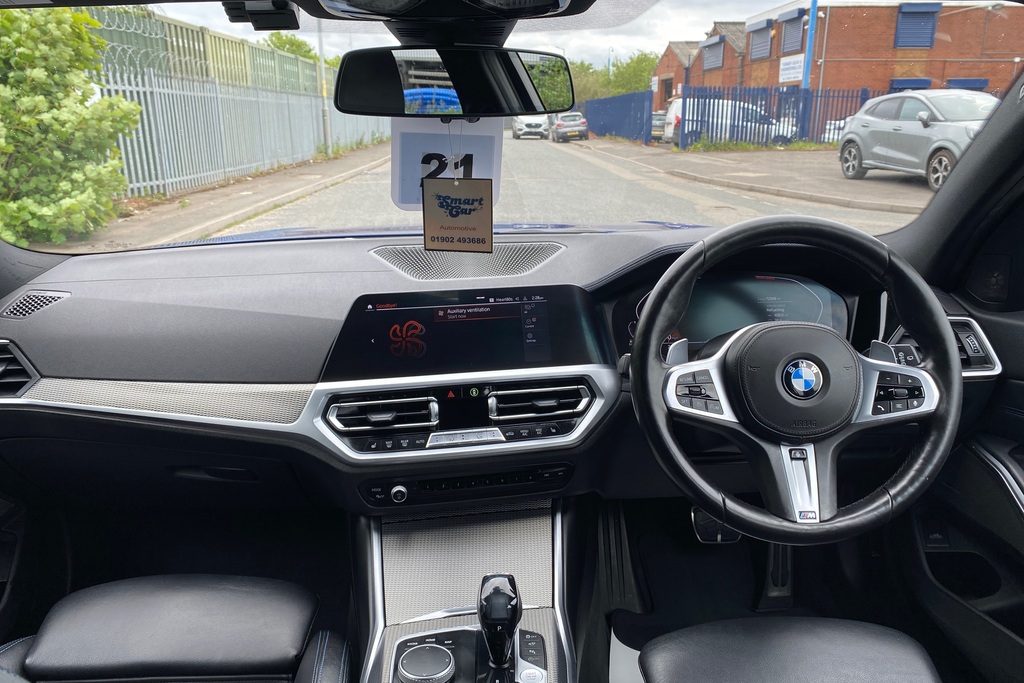 BMW 3 Series 320D Xdrive M Sport Step LG69LYO Blue #3