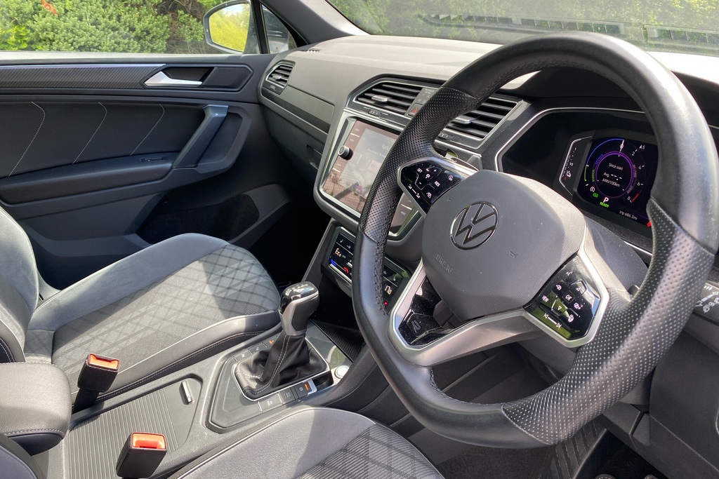 Volkswagen Tiguan 1.4 Tsi Ehybrid R-line Dsg DY72JJV Black #6