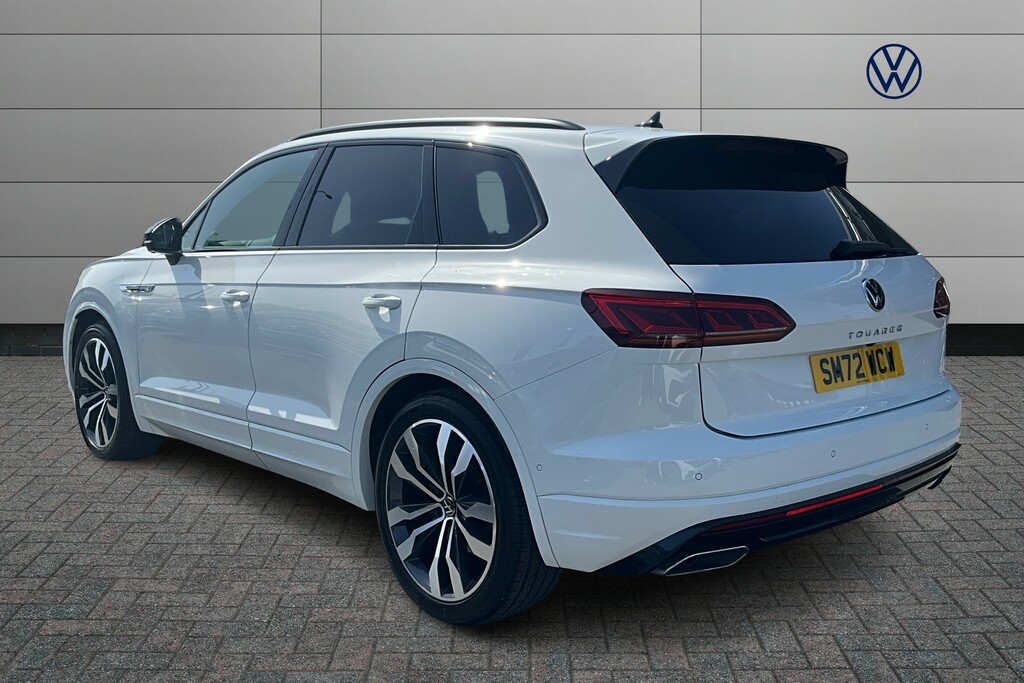 Volkswagen Touareg 3.0 V6 Tdi 4Motion 231 Black Edition Tip SM72WCW White #3