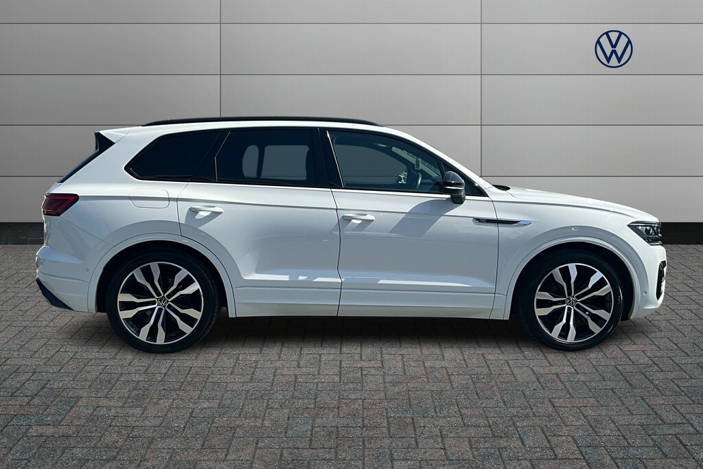 Volkswagen Touareg 3.0 V6 Tdi 4Motion 231 Black Edition Tip SM72WCW White #4
