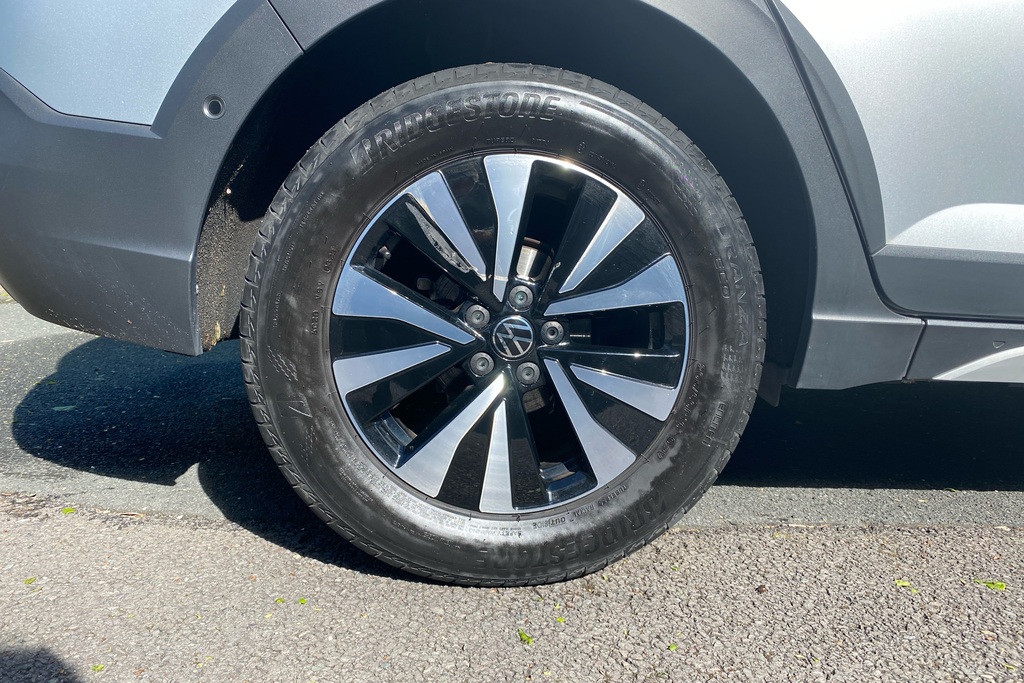 Volkswagen Taigo 1.0 Tsi 110 Life Dsg LX23WNL Silver #5