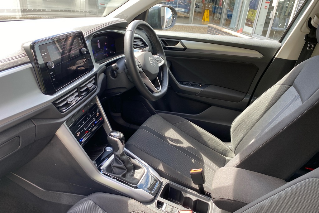Volkswagen T-Roc 1.5 Tsi Match Dsg RK75PYH Grey #2
