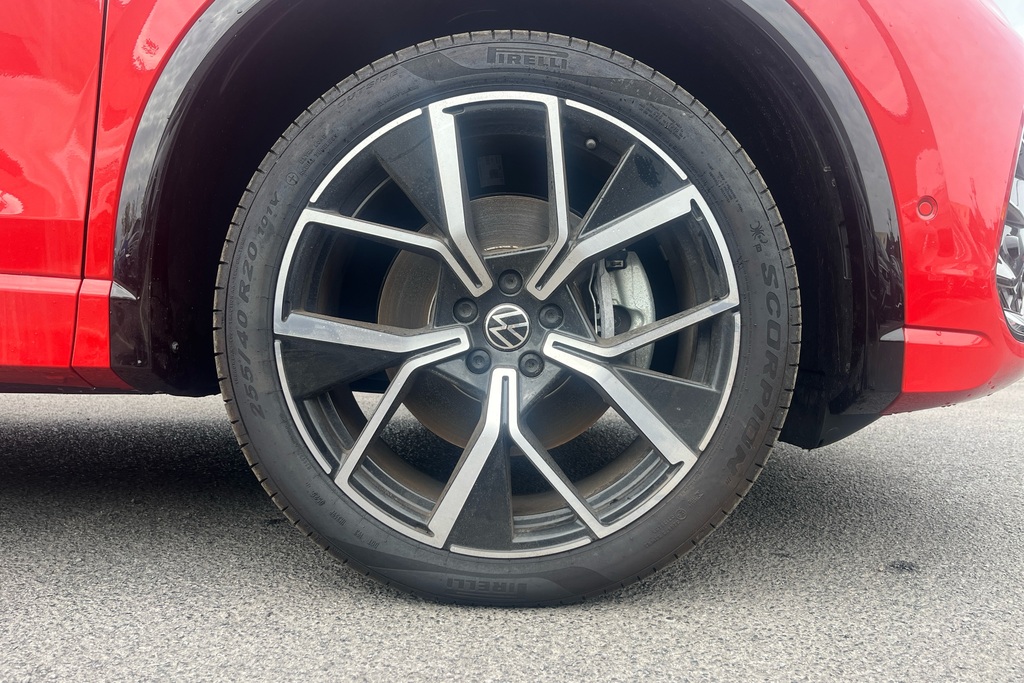 Volkswagen Tiguan 1.5 Tsi Ehybrid R-line Dsg Red #5