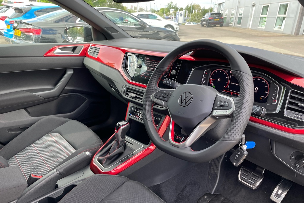 Volkswagen Polo 2.0 Tsi Gti Dsg KY26UBL Black #6