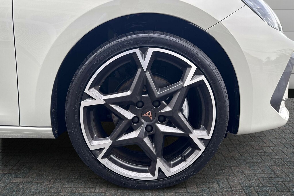 Cupra Leon 1.5 Etsi 150 V2 Dsg KW75TKY Grey #5