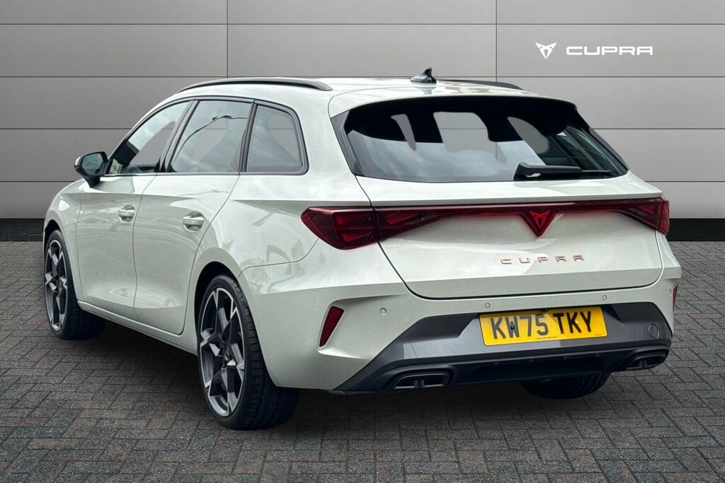 Cupra Leon 1.5 Etsi 150 V2 Dsg KW75TKY Grey #3