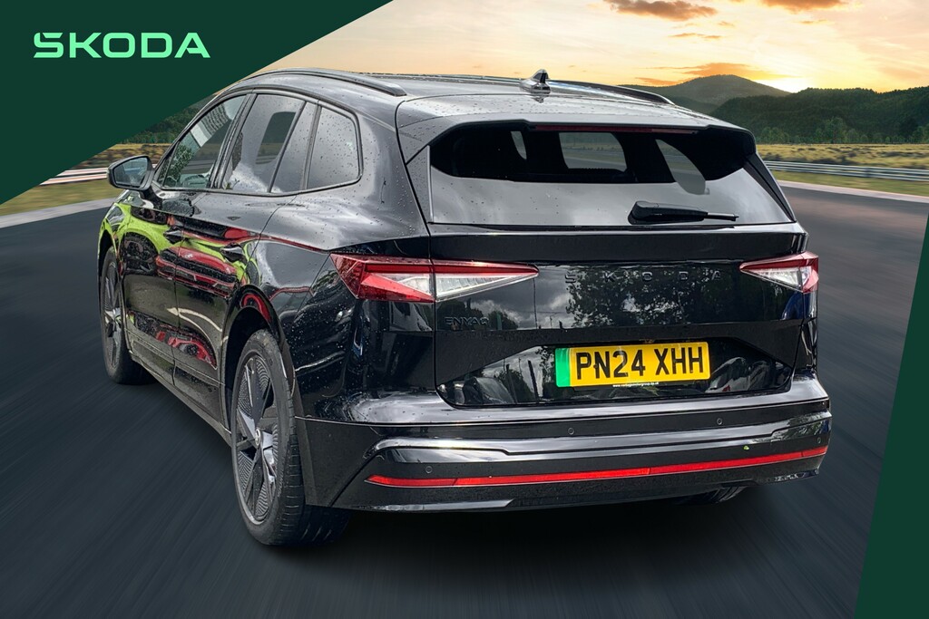 Skoda ENYAQ 250Kw Vrs 82Kwh 4X4 PN24XHH Black #3