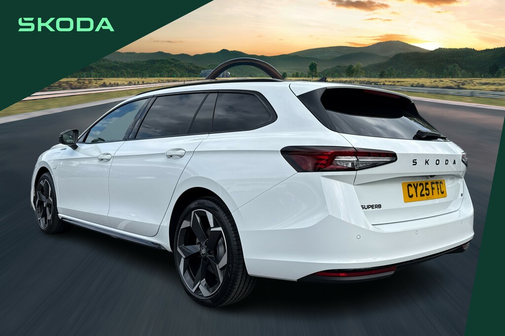 Skoda Superb 1.5 Tsi Iv Sportline Dsg White #3