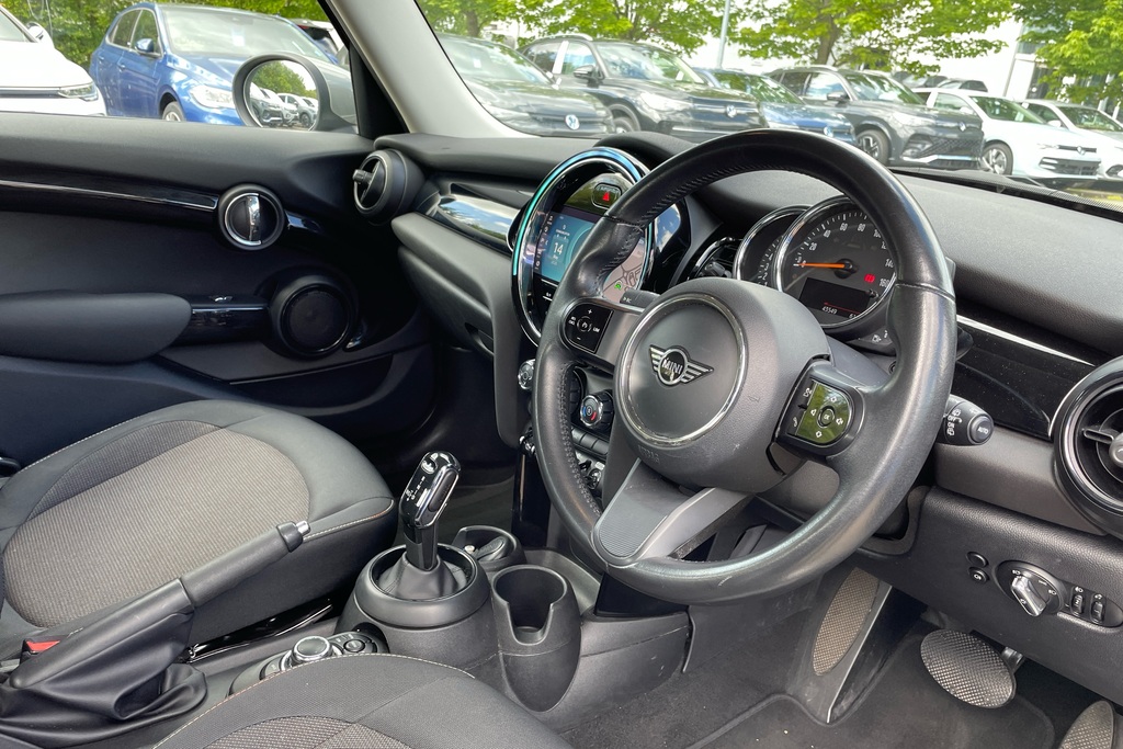 Mini Hatch 1.5 Cooper Classic YD21HRT Grey #6