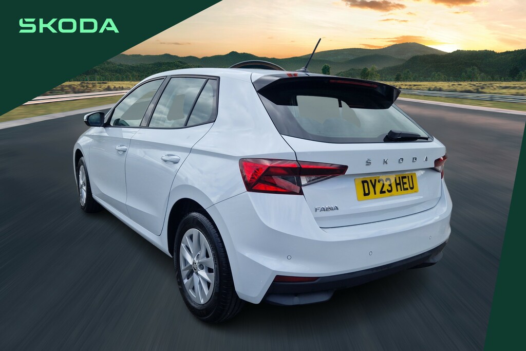 Skoda Fabia 1.0 Tsi Se Comfort White #3
