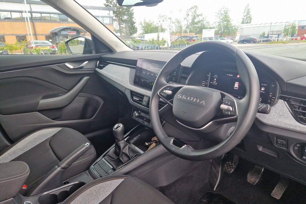 Skoda Kamiq 1.0 Tsi 95 Se Edition GD25BXR Grey #6