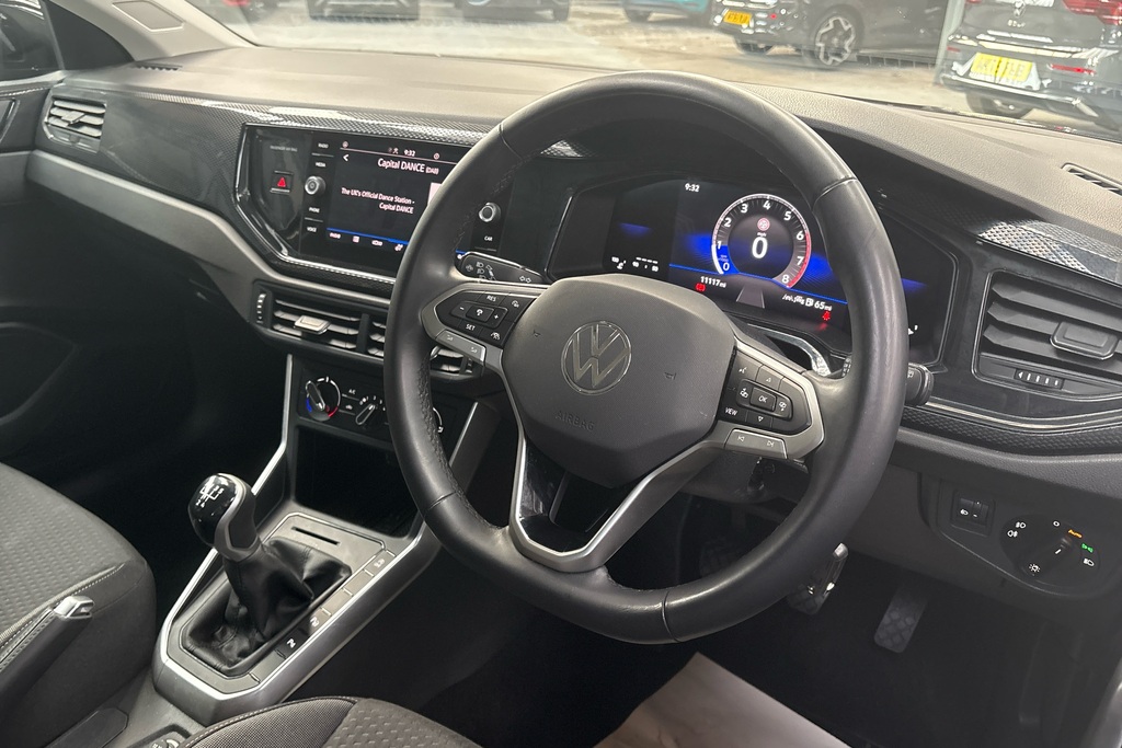 Volkswagen Taigo 1.0 Tsi Life EN25DYM Black #6