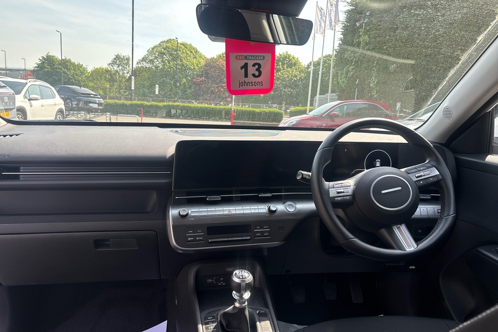 Hyundai Kona Advance EF25OYG White #3