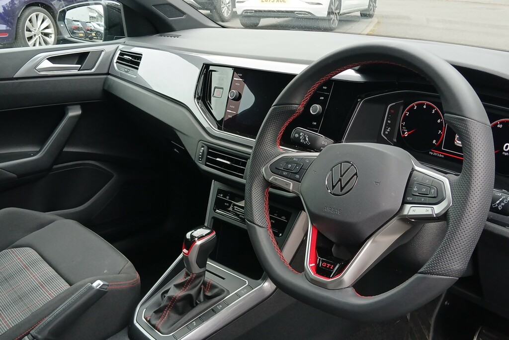 Volkswagen Polo 2.0 Tsi Gti Dsg GD74LFR Black #6