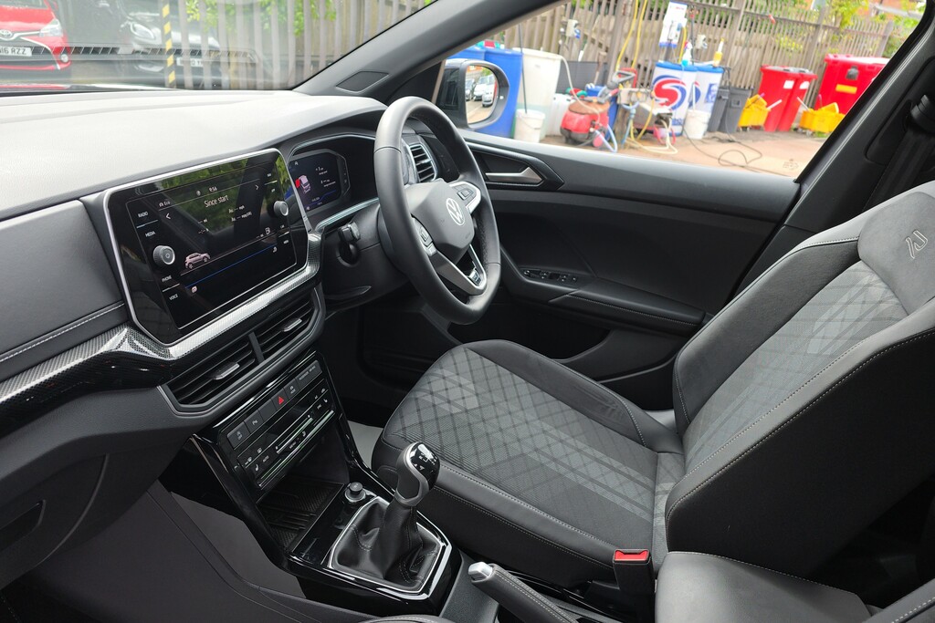 Volkswagen T-Cross 1.0 Tsi Black Edition BD75TVY Grey #2