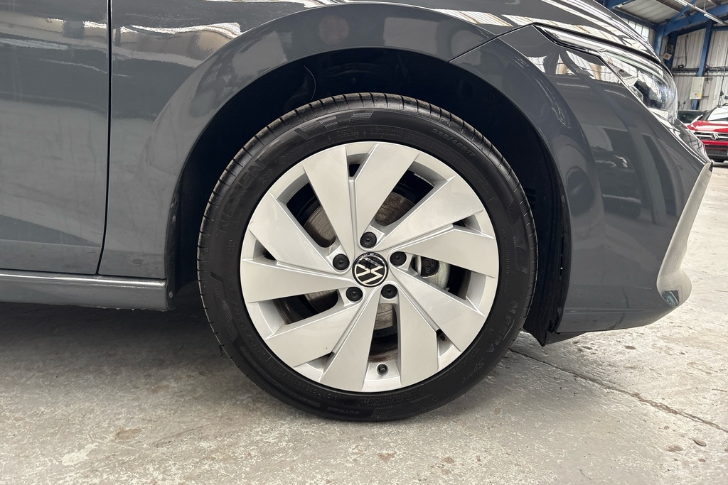 Volkswagen Golf 1.5 Tsi 150 Style AK75FUB Grey #5