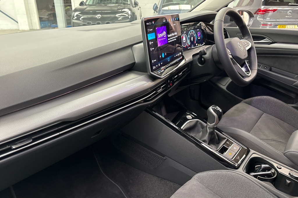 Volkswagen Golf 1.5 Tsi 150 Style AK75FUB Grey #2