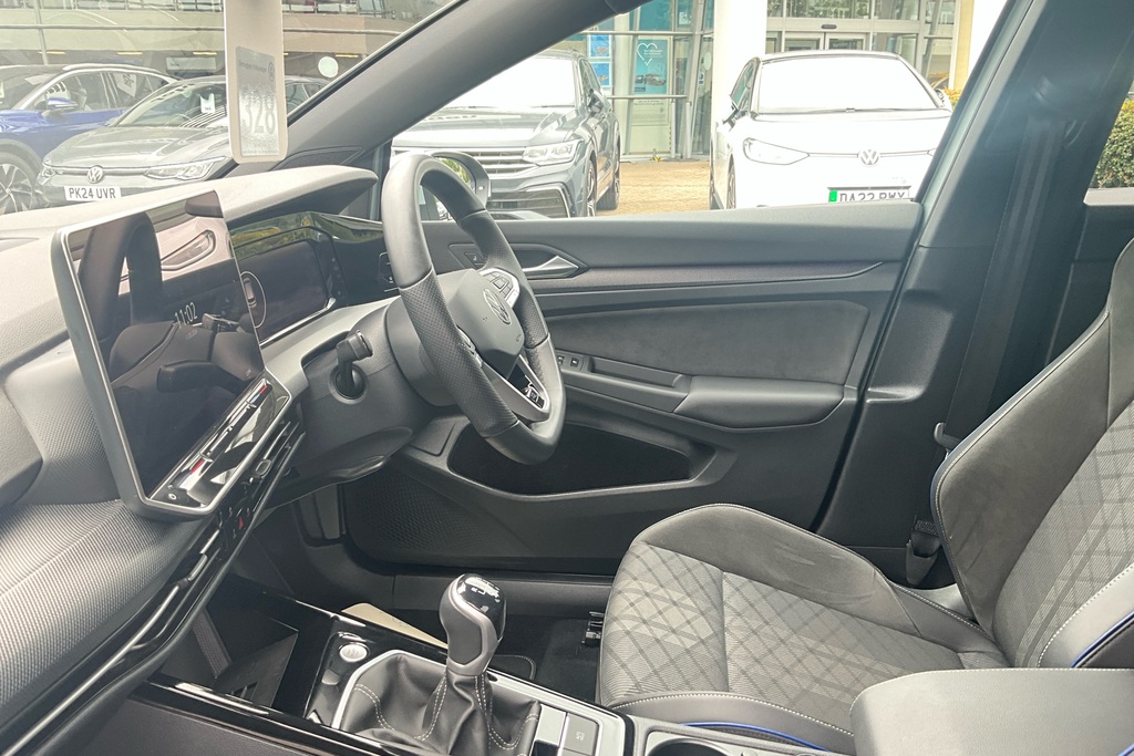 Volkswagen Golf 1.5 Tsi 150 R-line GL25KDJ Silver #2