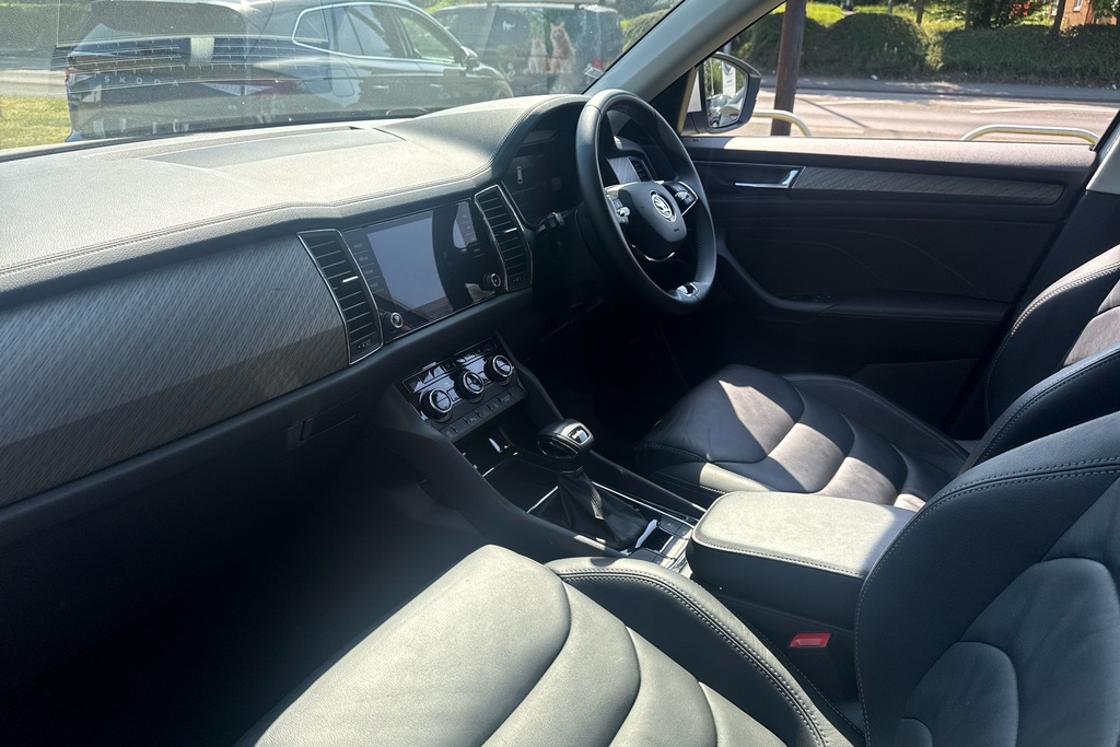 Skoda Kodiaq 1.5 Tsi Se L Executive Dsg 7 Seat DF72NFM White #2