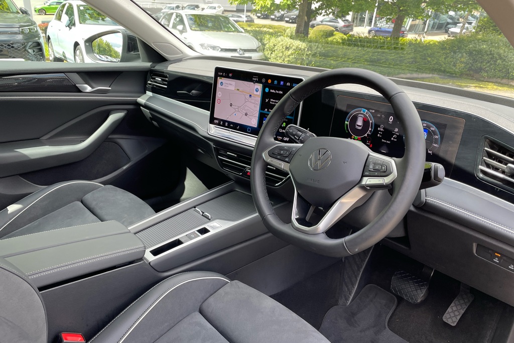 Volkswagen Passat 1.5 Tsi Ehybrid Life Dsg DF75NLV Black #6