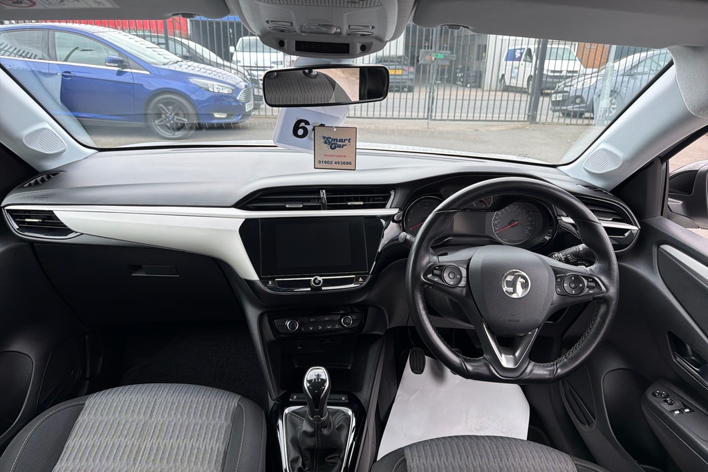 Vauxhall Corsa 1.2 Se DA21XXV White #3