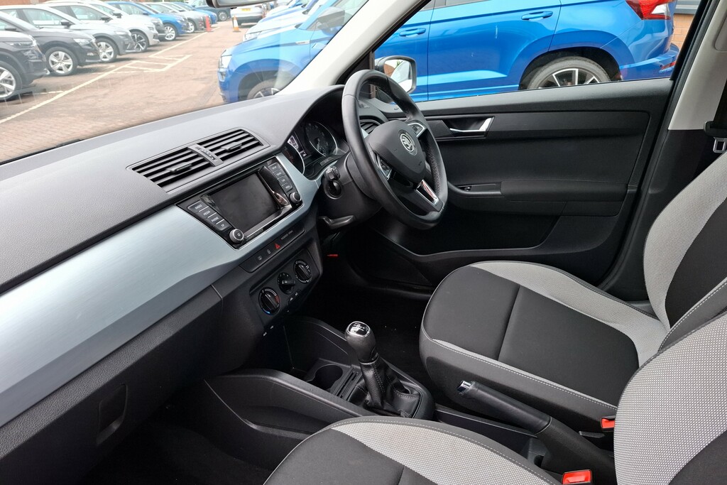 Skoda Fabia 1.0 Tsi Colour Edition VK18XYM Blue #2