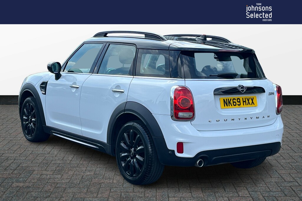 Mini Countryman 1.5 Cooper Classic NK69HXX White #2