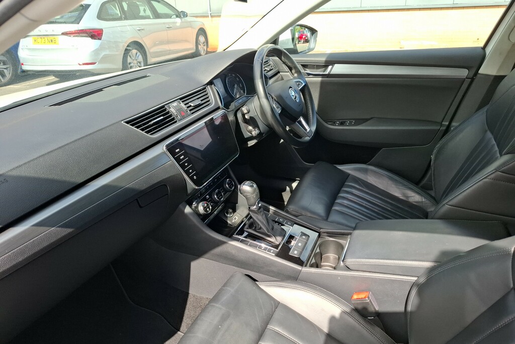 Skoda Superb 1.5 Tsi Se L Executive Dsg DA19LSU White #2