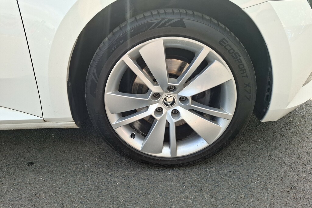 Skoda Superb 1.5 Tsi Se L Executive Dsg DA19LSU White #5