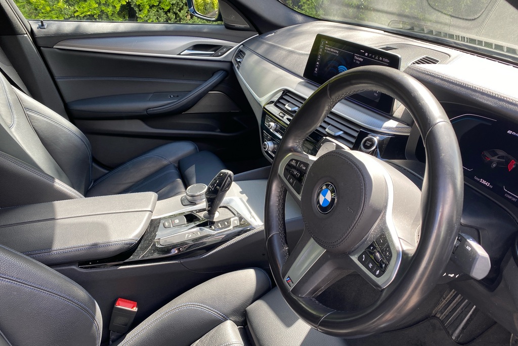 BMW 5 Series 530E Xdrive M Sport YC69RBV Black #6
