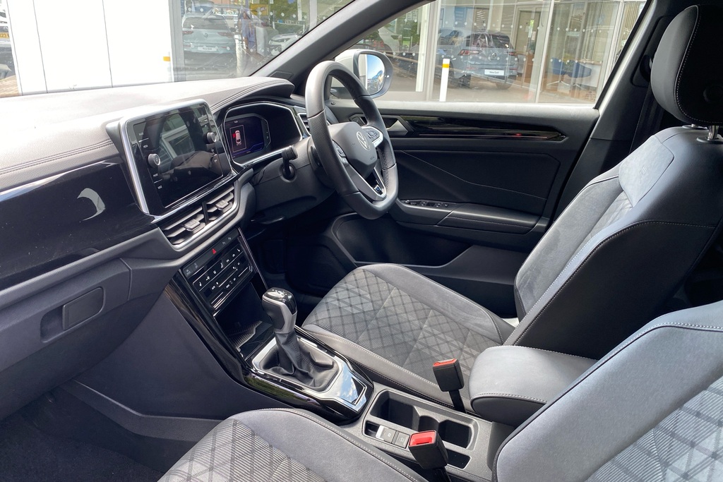 Volkswagen T-Roc 1.5 Tsi R-line Dsg GJ25RXK Grey #2