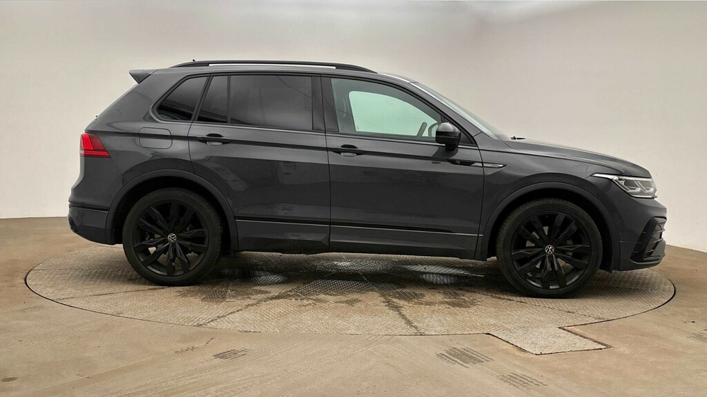 Volkswagen Tiguan 1.5 Tsi 150 Black Edition Dsg VO24OKM Grey #4