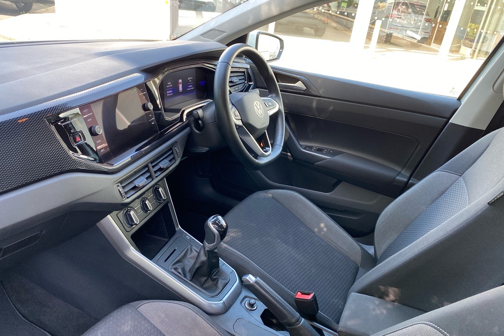 Volkswagen Polo 1.0 Tsi Life FL71UYO White #2