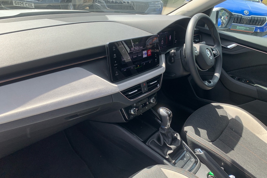 Skoda Kamiq 1.0 Tsi Se L Edition Dsg FP74NAE White #2