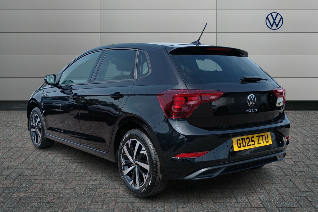 Volkswagen Polo 1.0 Tsi Match GD25ZTU Black #3